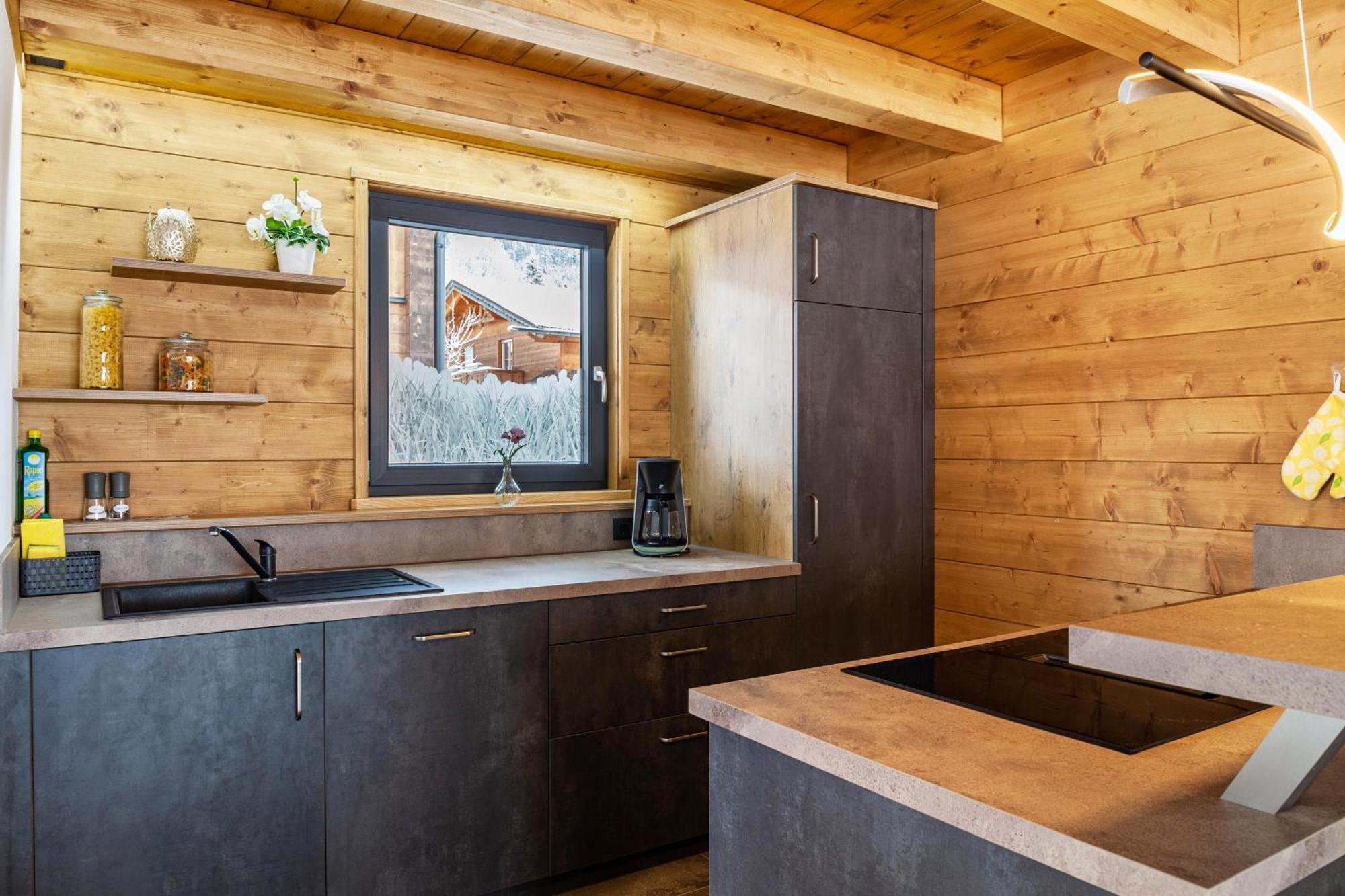 Chalet Aus Holz 加爾米施-帕滕基興 外观 照片