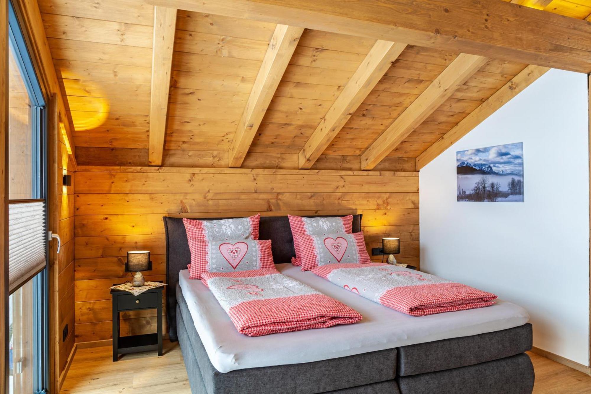 Chalet Aus Holz 加爾米施-帕滕基興 外观 照片