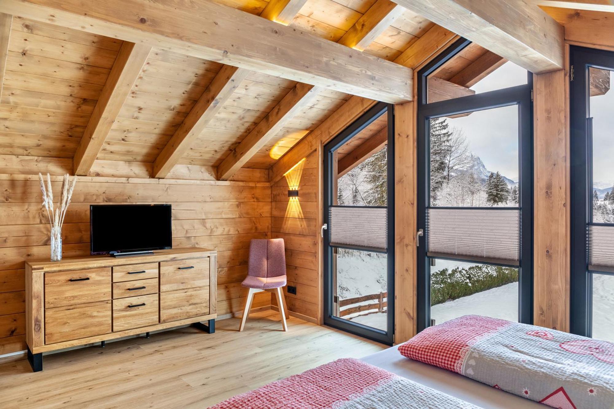 Chalet Aus Holz 加爾米施-帕滕基興 外观 照片